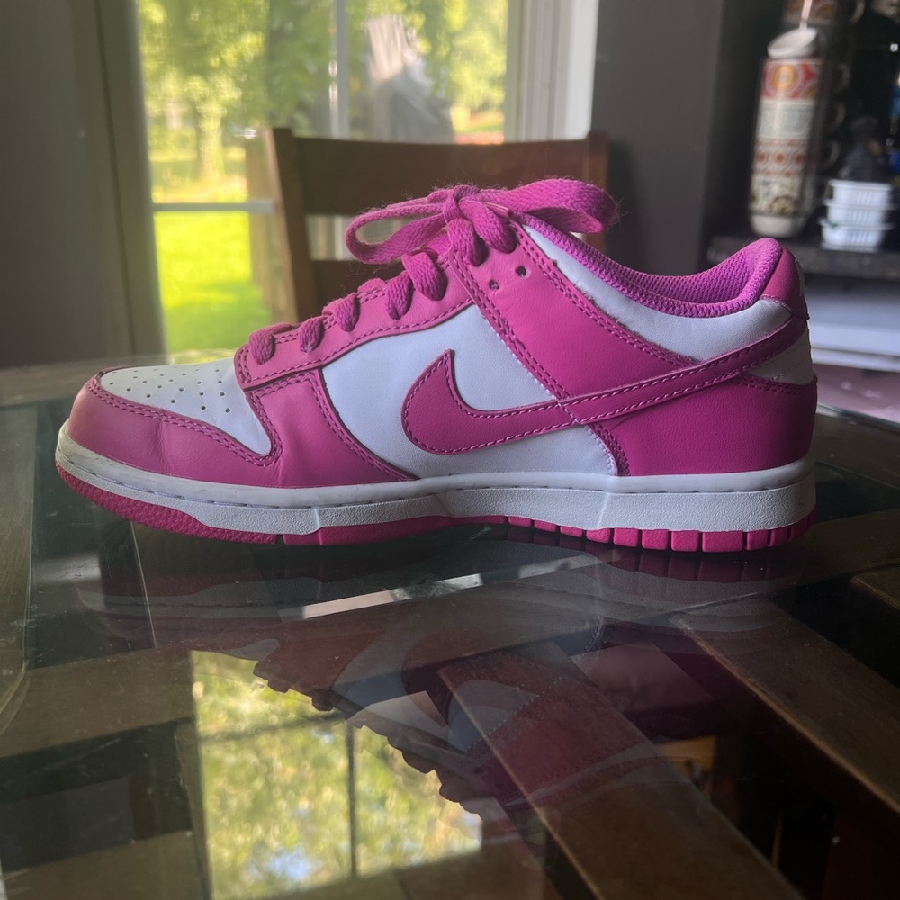 Nike Pink and White Women's Sneakers